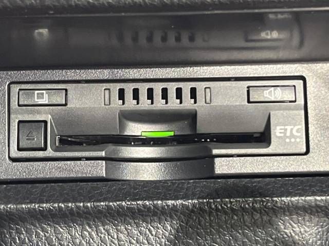 Toyota VOXY 2019-02 194558-6