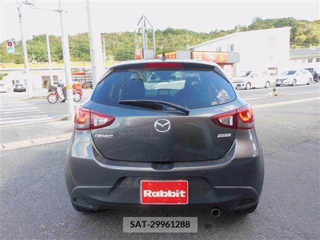 Mazda DEMIO 2018-02 396389-6