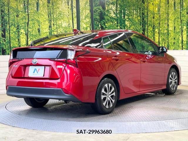 Toyota PRIUS 2021-08 322487-17
