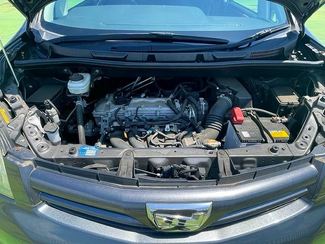 Toyota NOAH 2010-11 6718-27