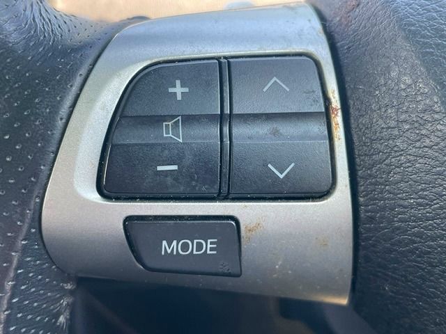 Toyota NOAH 2010-11 6718-10