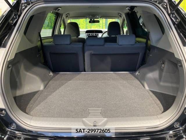 Toyota PRIUS ALPHA 2014-09 322239-10