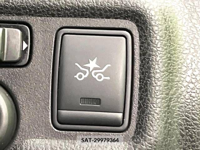 Nissan NOTE 2015-04 248891-4