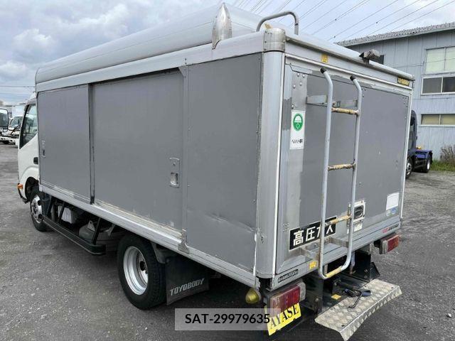 Hino DUTRO 2013-03 268585-3