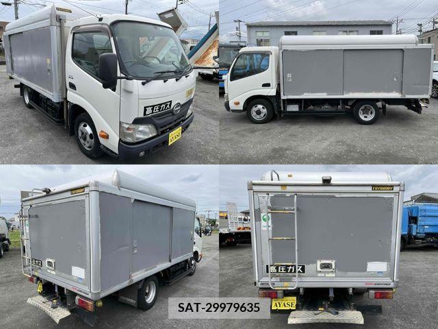 Hino DUTRO 2013-03 268585-4