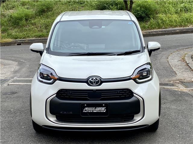 Toyota SIENTA 2022-09 15903-2