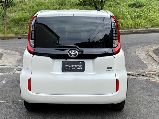 Toyota SIENTA 2022-09 15903-3