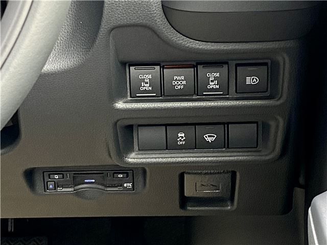 Toyota SIENTA 2022-09 15903-18