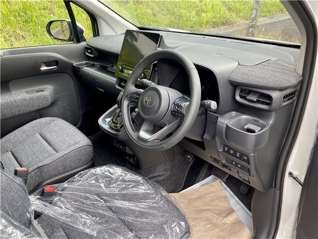 Toyota SIENTA 2022-09 15903-9