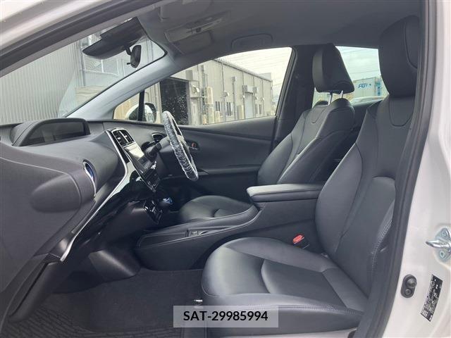Toyota PRIUS 2022-02 238435-2