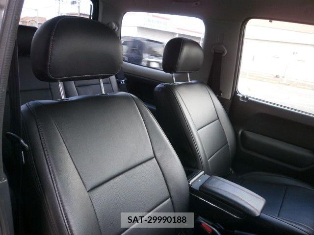 Suzuki JIMNY 2012-01 396976-5