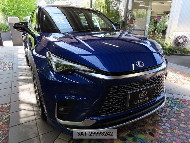 Lexus LBX 2024-03 275477-5