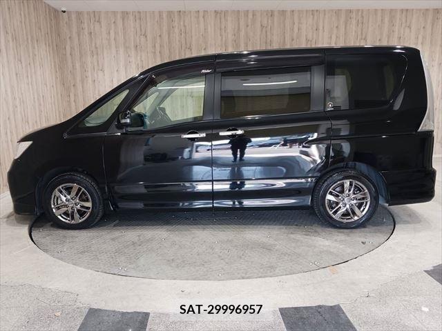 Nissan SERENA 2011-03 215492-7