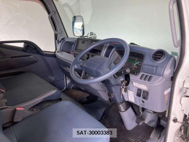 Mitsubishi CANTER 2012-01 213724-18