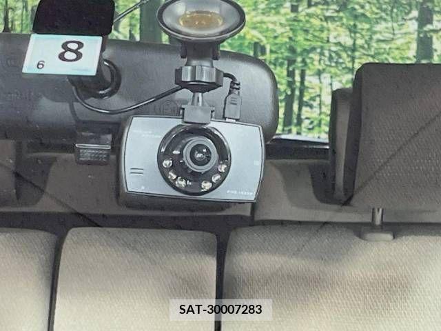Toyota PASSO 2013-08 313918-3
