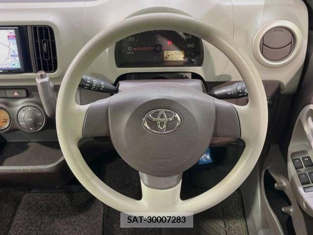 Toyota PASSO 2013-08 313918-8