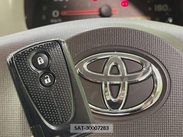 Toyota PASSO 2013-08 313918-5