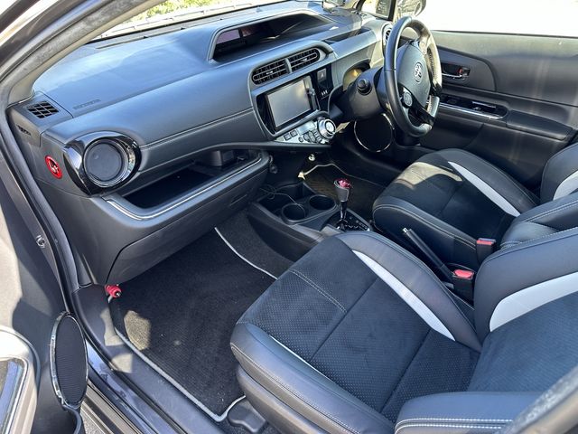 Toyota AQUA 2014-03 29247-7
