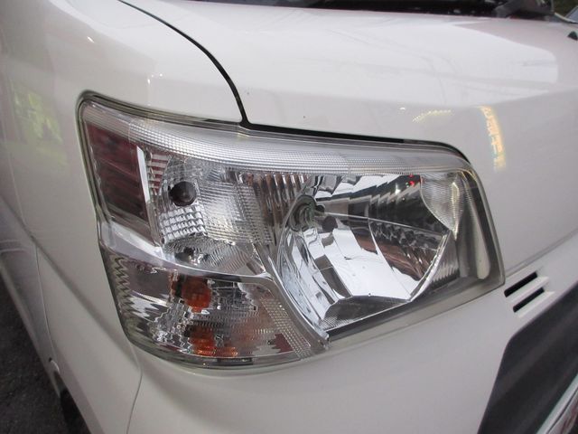Daihatsu HIJET CARGO 2018-08 9513-15