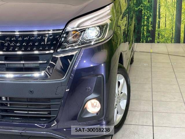 Nissan ROOX 2019-06 323925-13