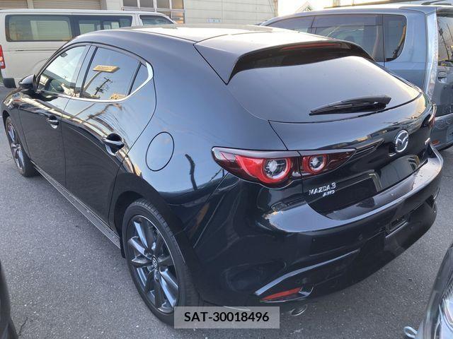 Mazda MAZDA3 2022-01 213713-4