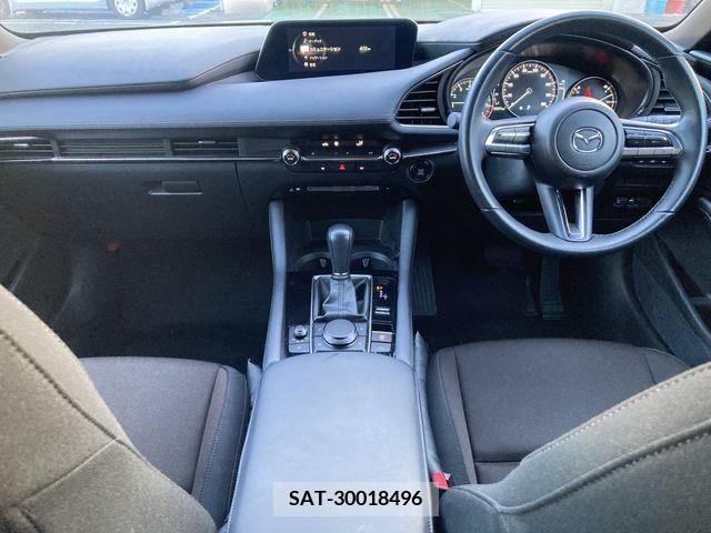 Mazda MAZDA3 2022-01 213713-6