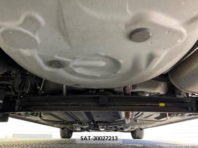 Toyota SIENTA 2017-04 219155-19