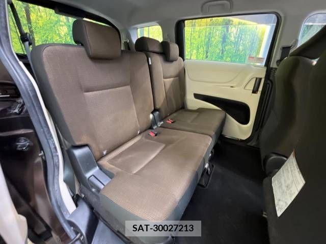 Toyota SIENTA 2017-04 219155-9