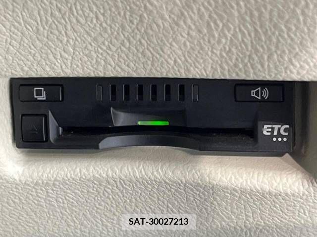 Toyota SIENTA 2017-04 219155-6