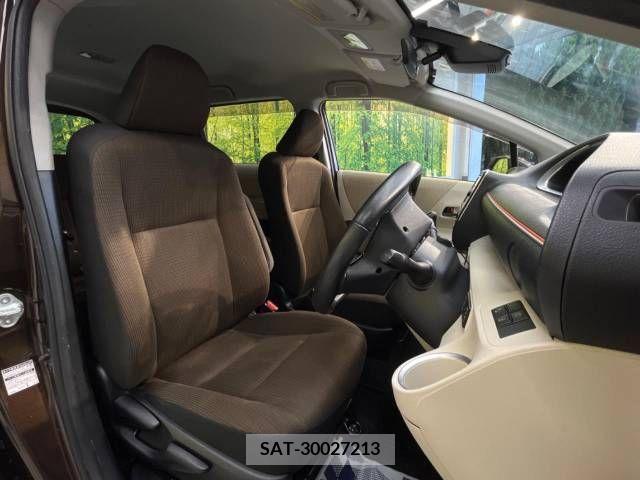 Toyota SIENTA 2017-04 219155-8