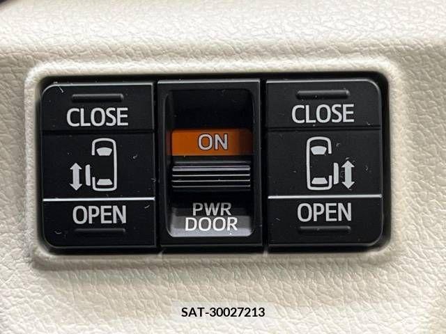 Toyota SIENTA 2017-04 219155-5