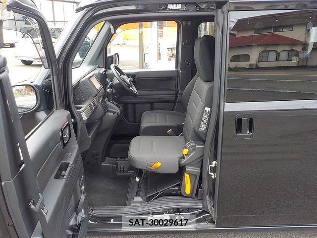 Honda N-VAN 2021-04 280661-17