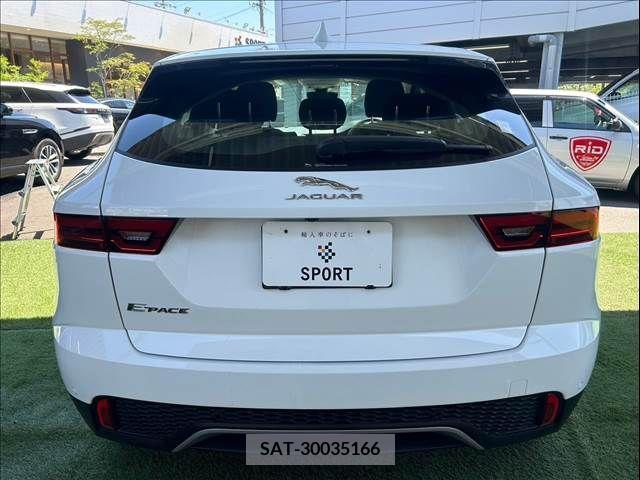 Jaguar E-PACE 2018-07 315783-13