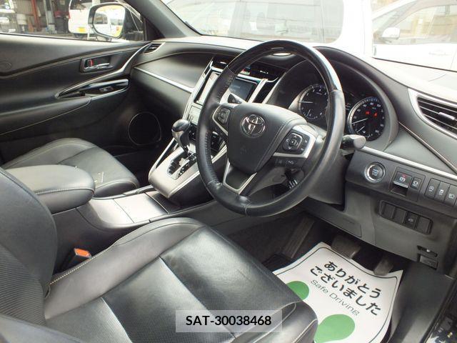 Toyota HARRIER 2019-02 374475-9