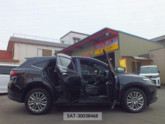 Toyota HARRIER 2019-02 374475-4