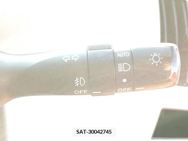 Toyota PRIUS ALPHA 2013-04 282503-6