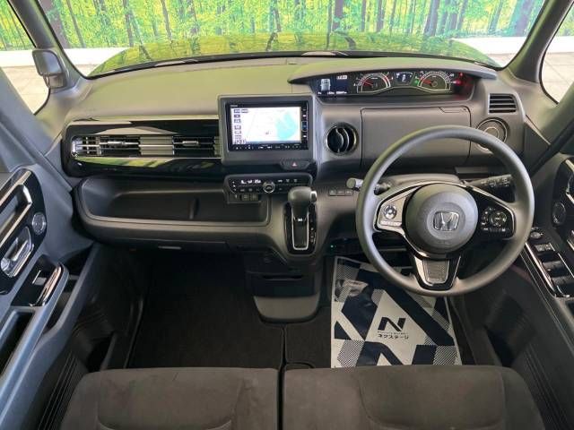 Honda N BOX CUSTOM 2021-04 186220-1