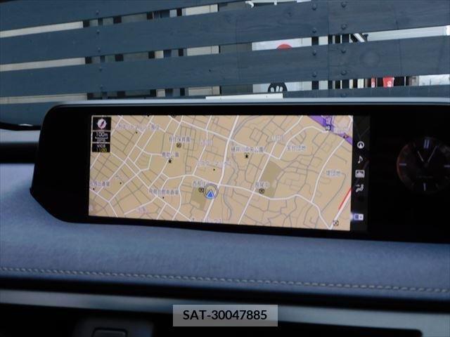 Lexus UX 2019-04 222176-19