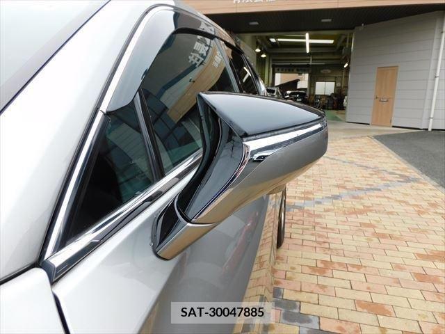 Lexus UX 2019-04 222176-7