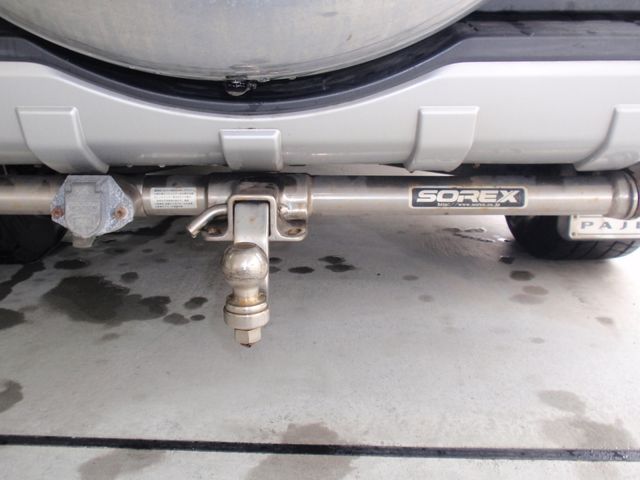 Mitsubishi PAJERO 2010-11 5163-7