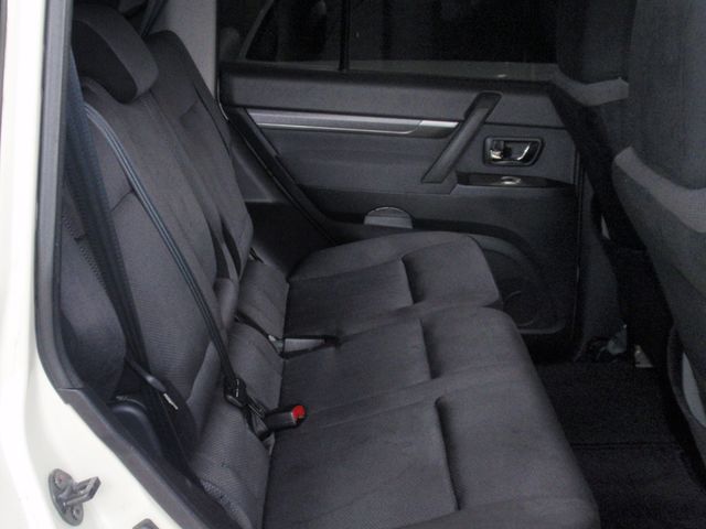 Mitsubishi PAJERO 2010-11 5163-20