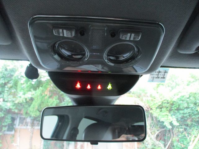 Lancia Ypsilon 2012-02 22049-22