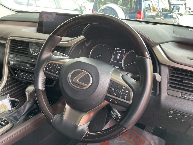Lexus RX 2018-07 21740-8