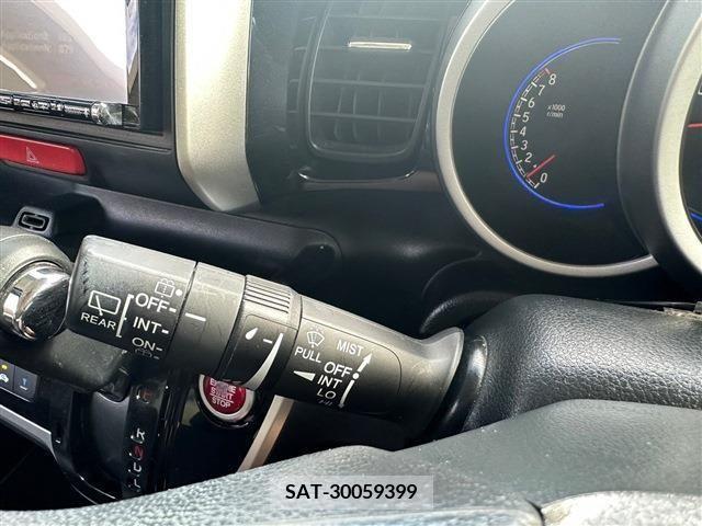 Honda N BOX CUSTOM 2016-04 212679-16