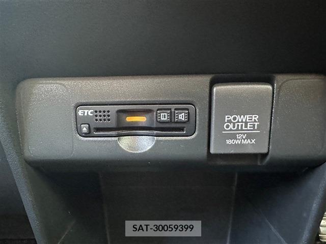 Honda N BOX CUSTOM 2016-04 212679-14