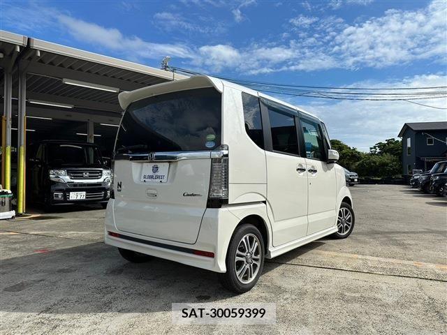Honda N BOX CUSTOM 2016-04 212679-6