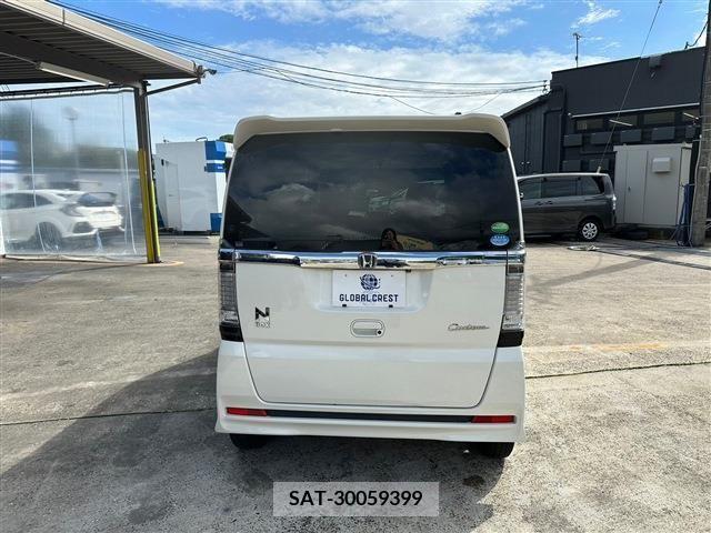 Honda N BOX CUSTOM 2016-04 212679-5