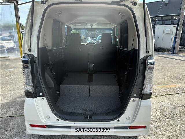 Honda N BOX CUSTOM 2016-04 212679-4