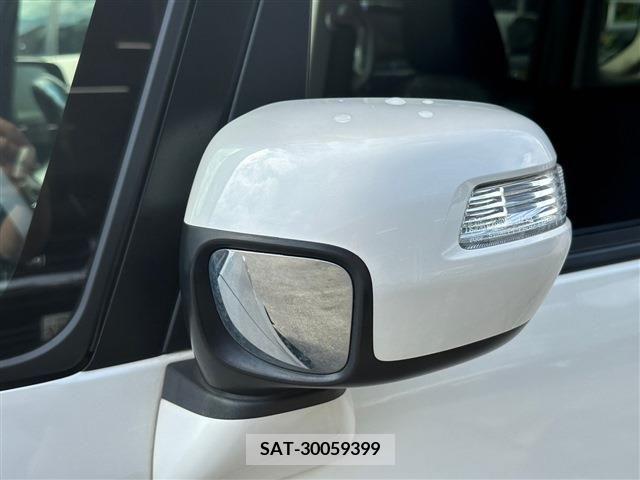 Honda N BOX CUSTOM 2016-04 212679-26