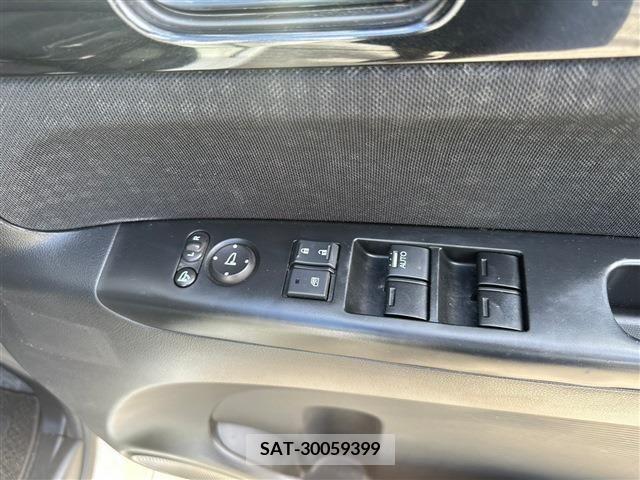 Honda N BOX CUSTOM 2016-04 212679-21